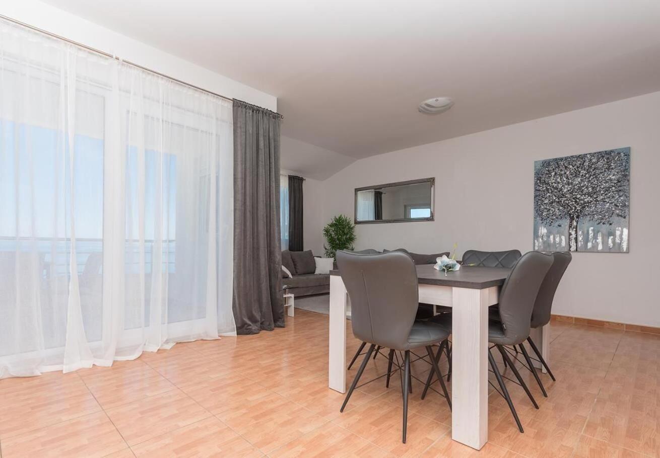 Apartments Ivi - 100 M From Pebble Beach Драшнице Экстерьер фото
